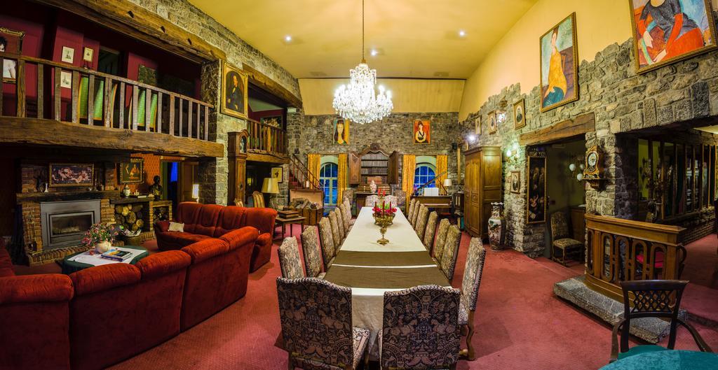Tromcourt Hotel Couvin Quarto foto